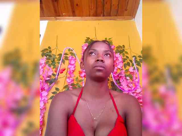Sahsahsexy webcam