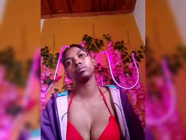Sahsahsexy webcam