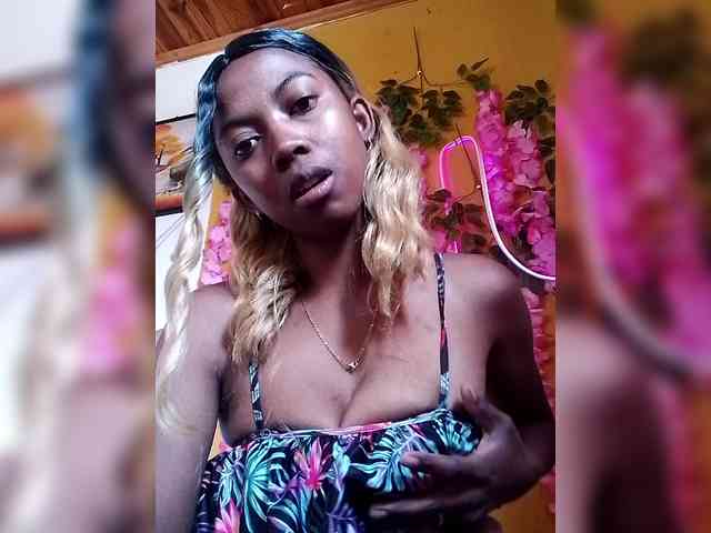 Sahsahsexy webcam