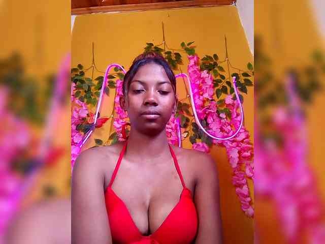 Sahsahsexy webcam