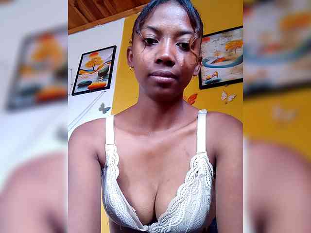 Sahsahsexy webcam