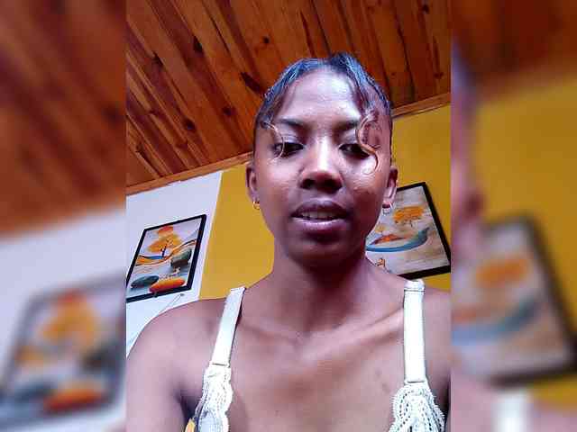 Sahsahsexy webcam