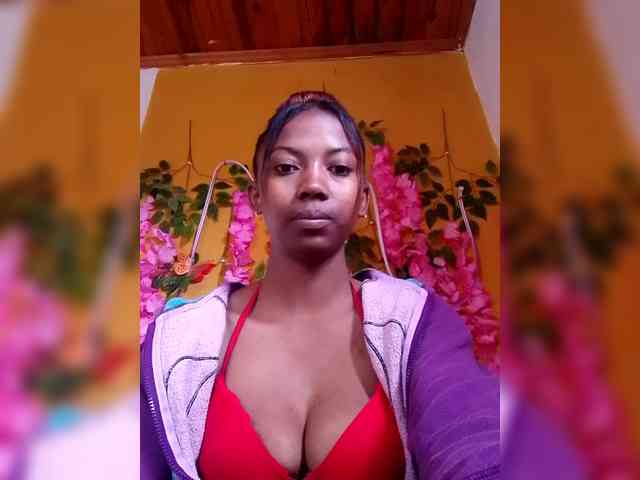 Sahsahsexy webcam