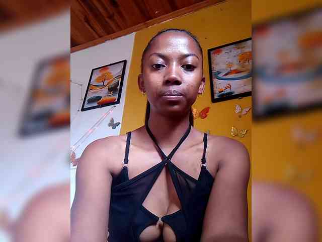 Sahsahsexy webcam