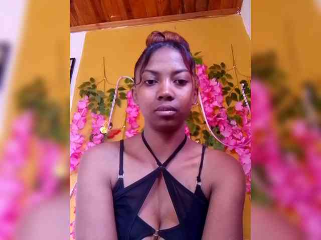 Sahsahsexy webcam