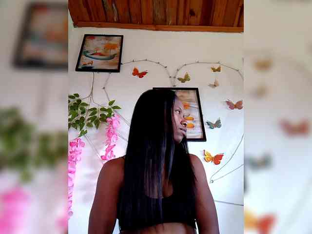 Sahsahsexy webcam