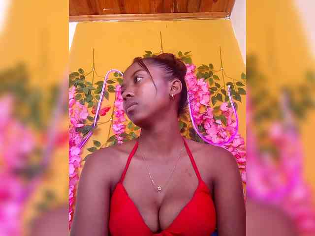 Sahsahsexy webcam