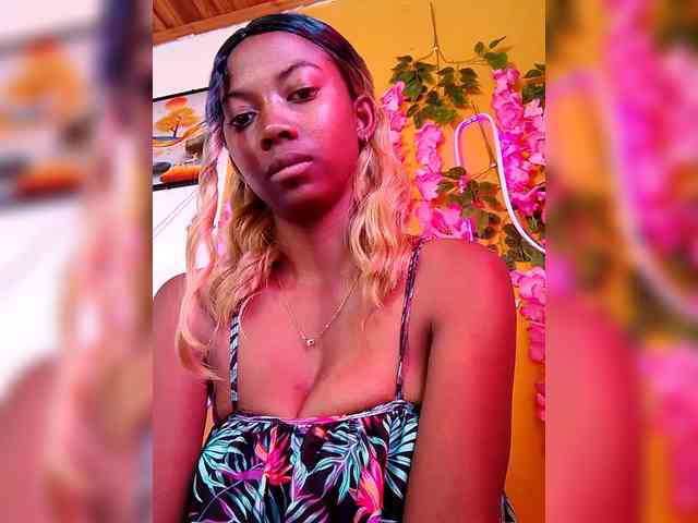 Sahsahsexy webcam