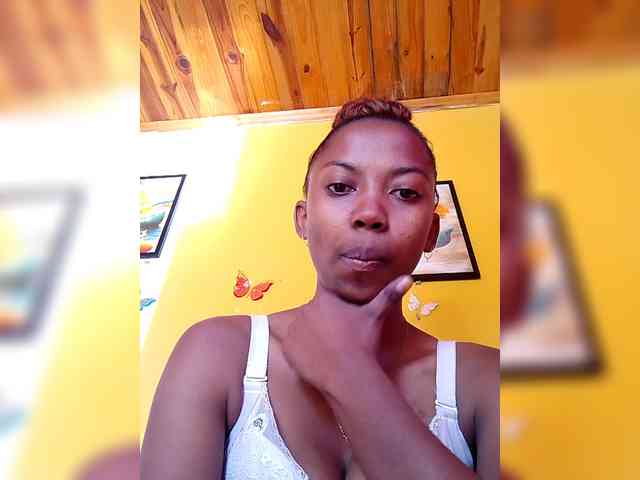 Sahsahsexy webcam