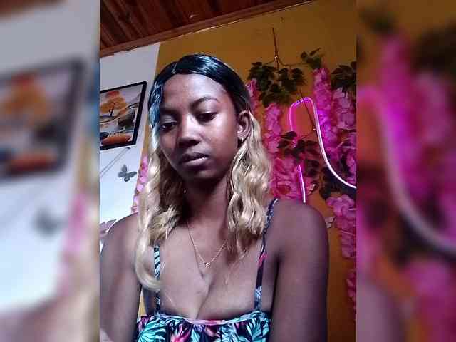 Sahsahsexy webcam