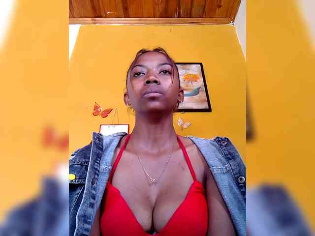Sahsahsexy webcam
