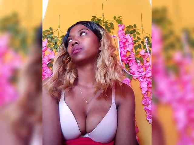 Sahsahsexy webcam