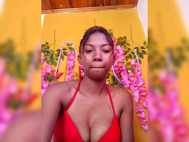 Sahsahsexy webcam