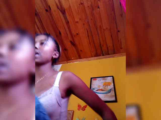 Sahsahsexy webcam