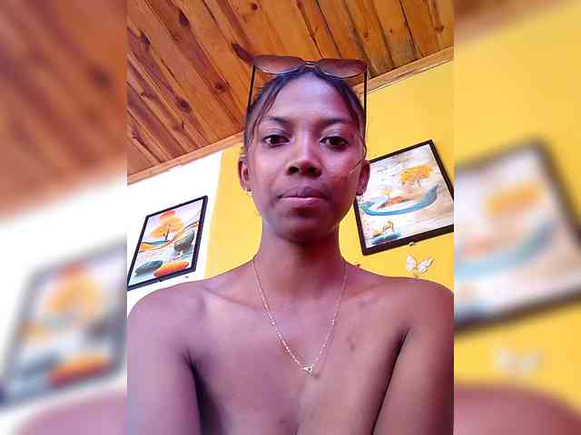 Sahsahsexy webcam