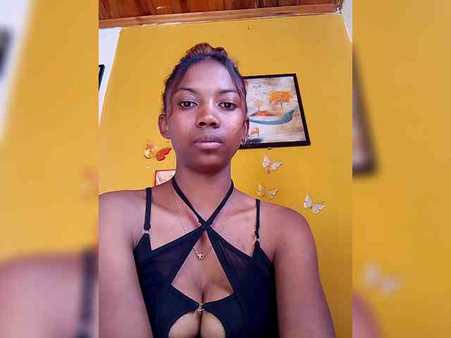 Sahsahsexy webcam