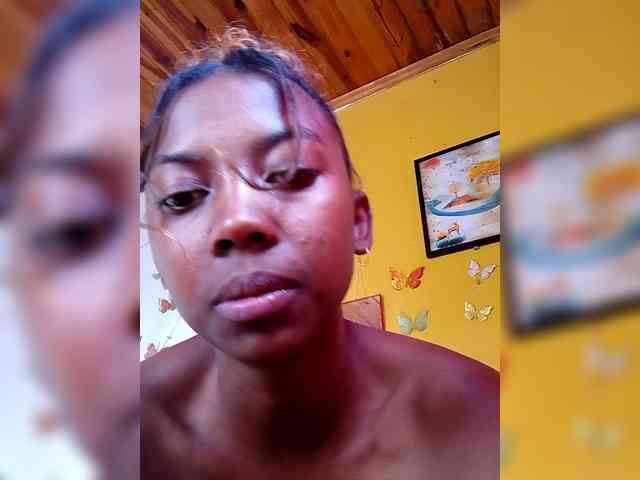 Sahsahsexy webcam