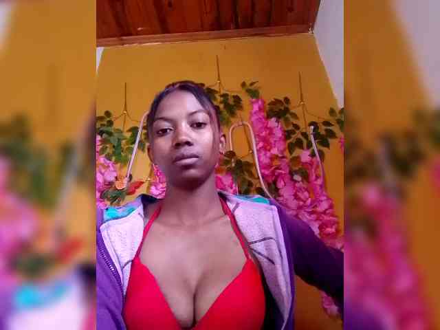 Sahsahsexy webcam