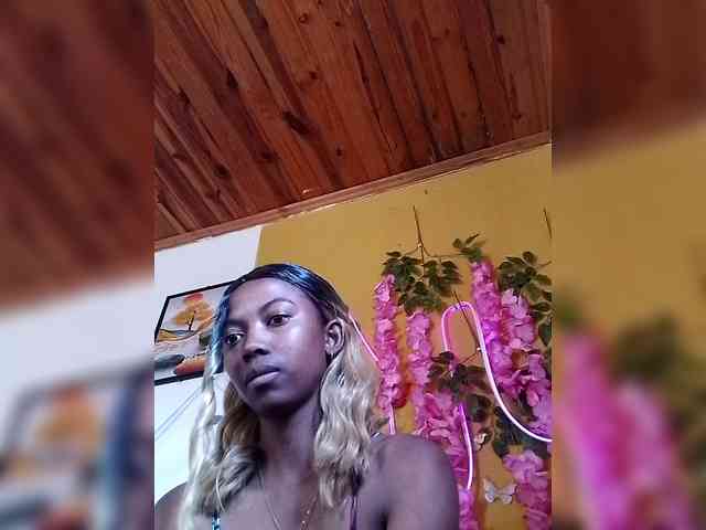 Sahsahsexy webcam