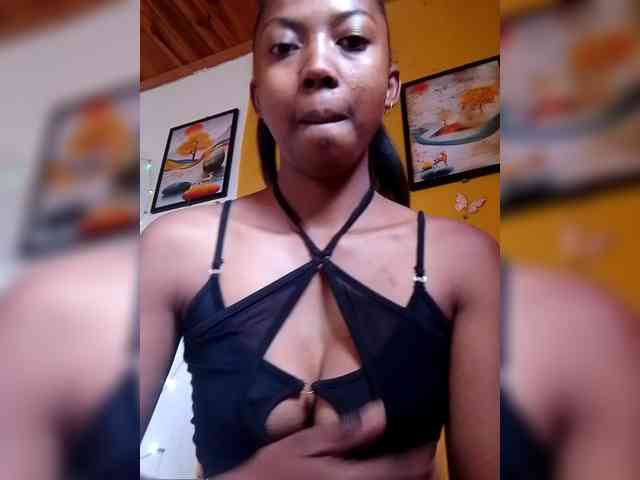 Sahsahsexy webcam
