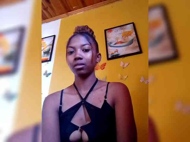 Sahsahsexy webcam