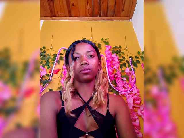 Sahsahsexy webcam