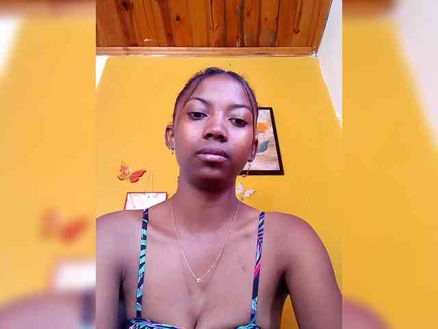 Sahsahsexy webcam
