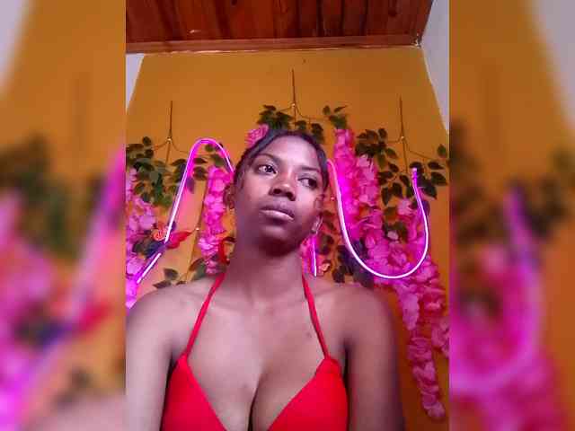 Sahsahsexy webcam