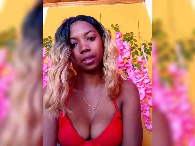 Sahsahsexy webcam