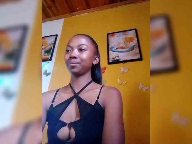 Modèle: Sahsahsexy