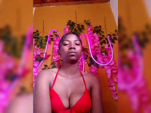 Sahsahsexy webcam