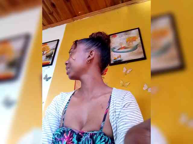 Sahsahsexy webcam