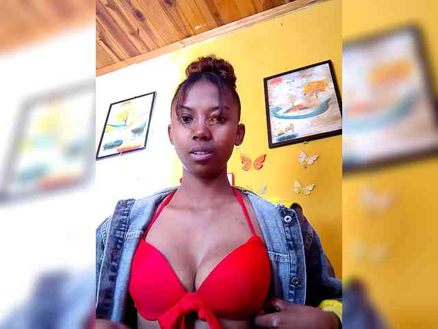 Modèle: Sahsahsexy