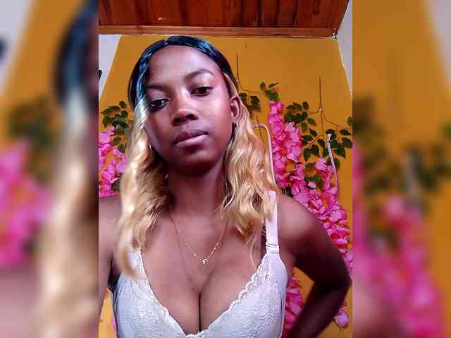 Modelo: Sahsahsexy