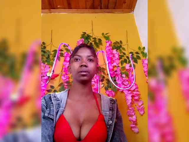 Sahsahsexy webcam