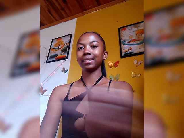 Sahsahsexy webcam