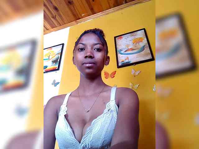 Sahsahsexy webcam