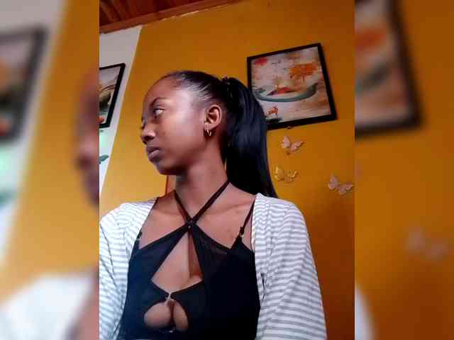 Sahsahsexy webcam