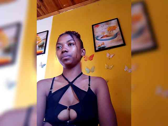 Modèle: Sahsahsexy
