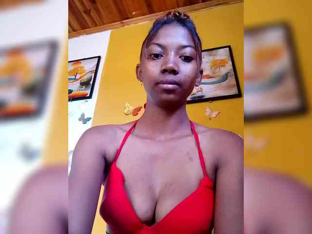 Modèle: Sahsahsexy