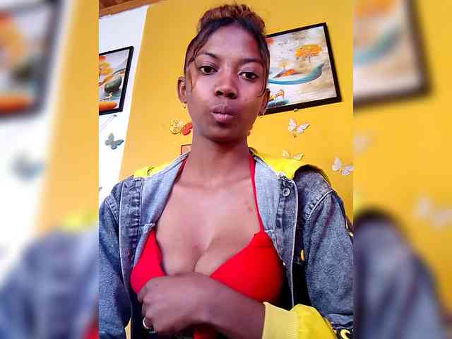 Sahsahsexy webcam