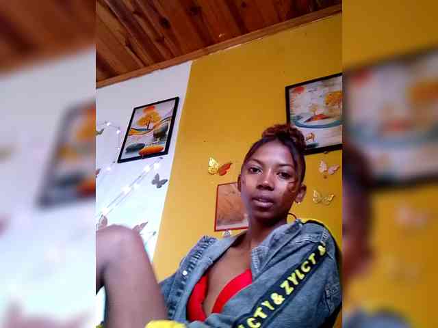 Modèle: Sahsahsexy