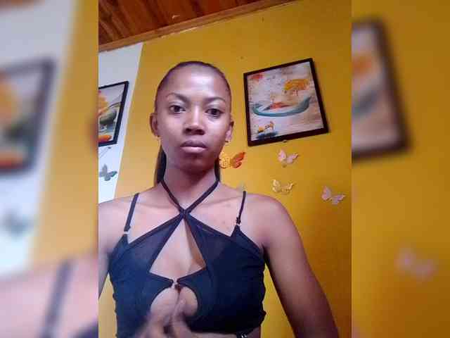 Modèle: Sahsahsexy