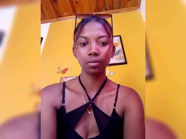 Sahsahsexy webcam