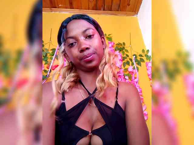 Sahsahsexy webcam