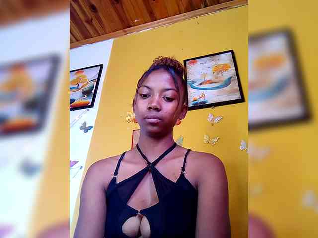 Modèle: Sahsahsexy