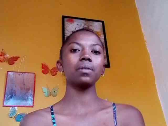 Modèle: Sahsahsexy