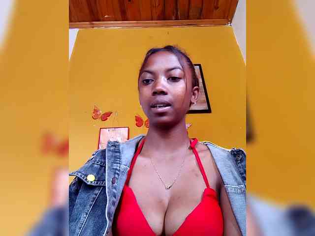 Sahsahsexy webcam