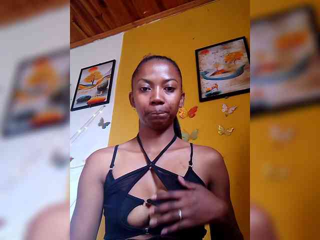 Sahsahsexy webcam