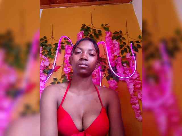 Sahsahsexy webcam